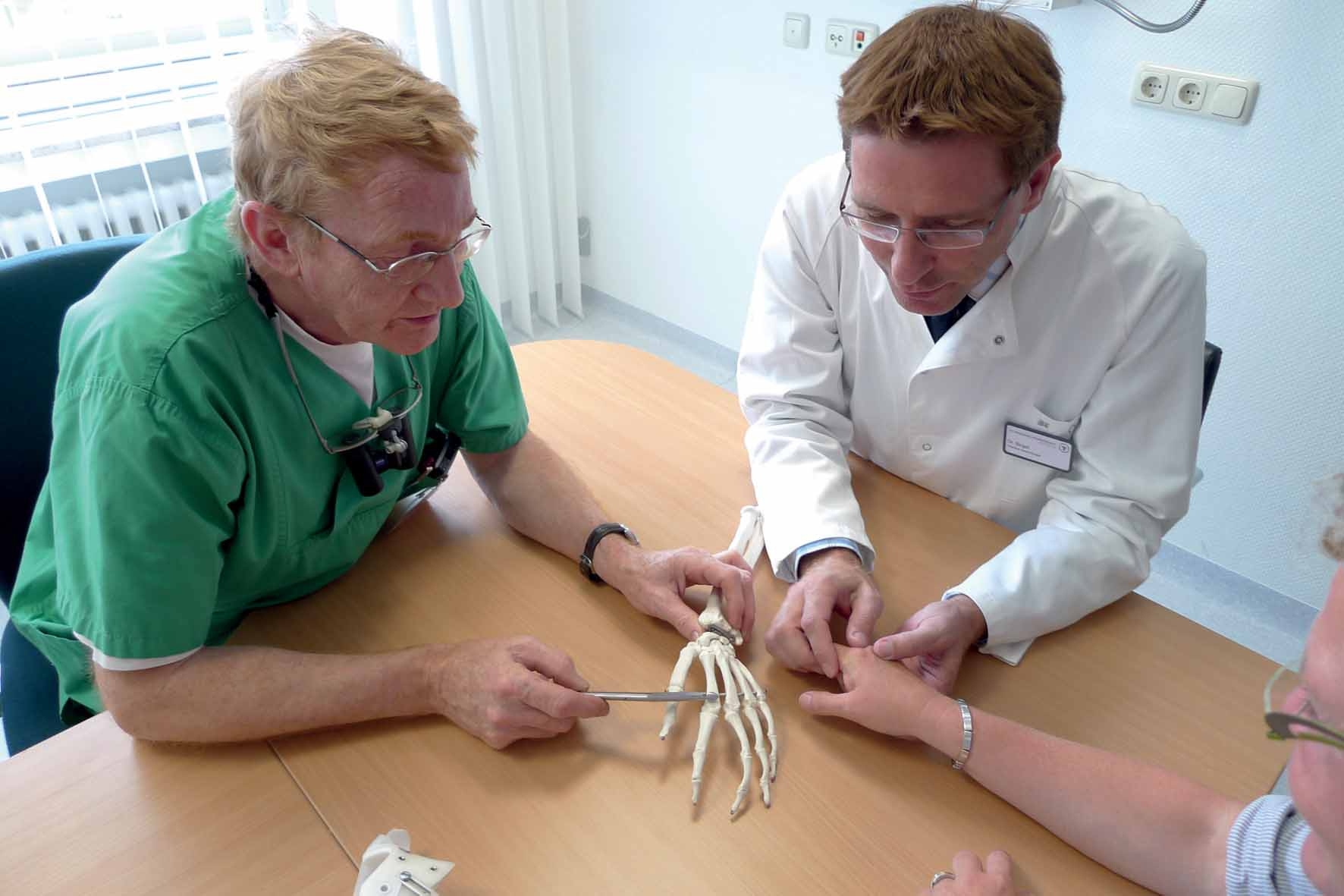 Zu Thomas Denks Kommen Patienten Aus Ganz Deutschland Reich Mir Die Hand